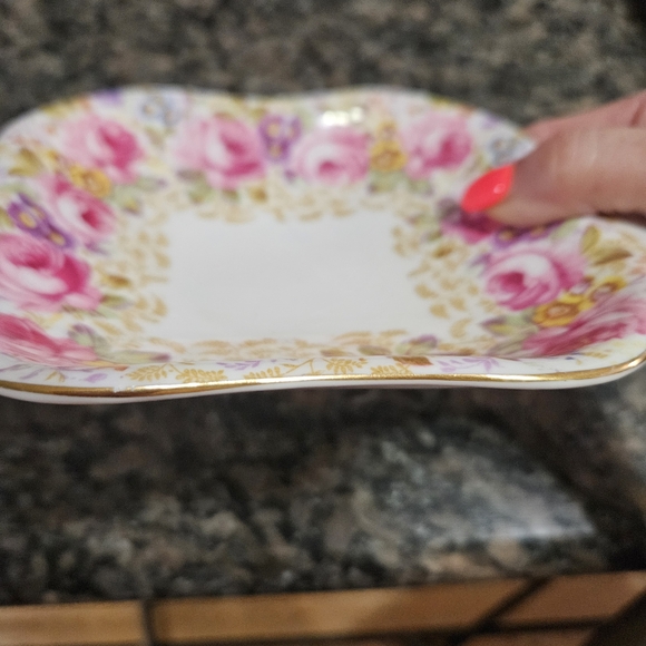 Royal Albert Pink and Gold Floral Square Plate - Picture 3 of 5